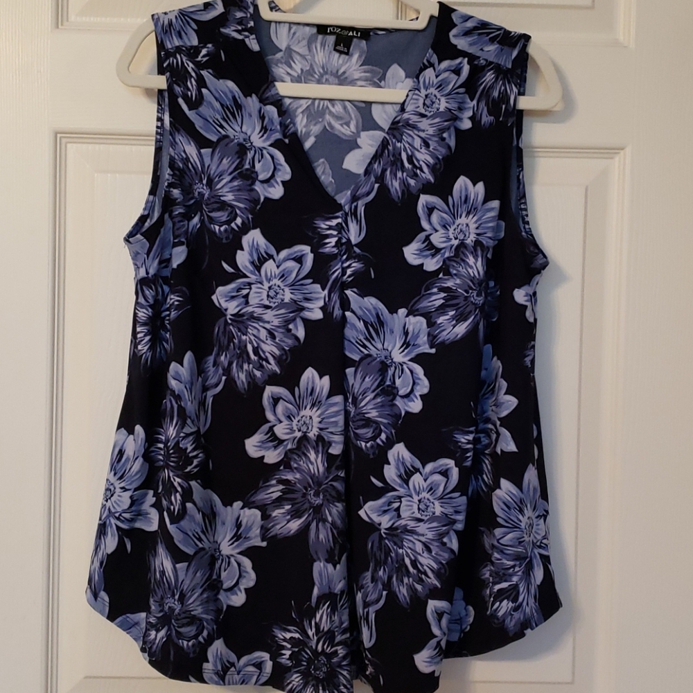 Blue floral sleeveless top
